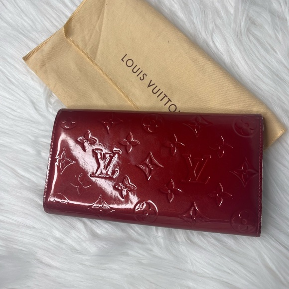 Louis Vuitton red wallet - Picture 2 of 10
